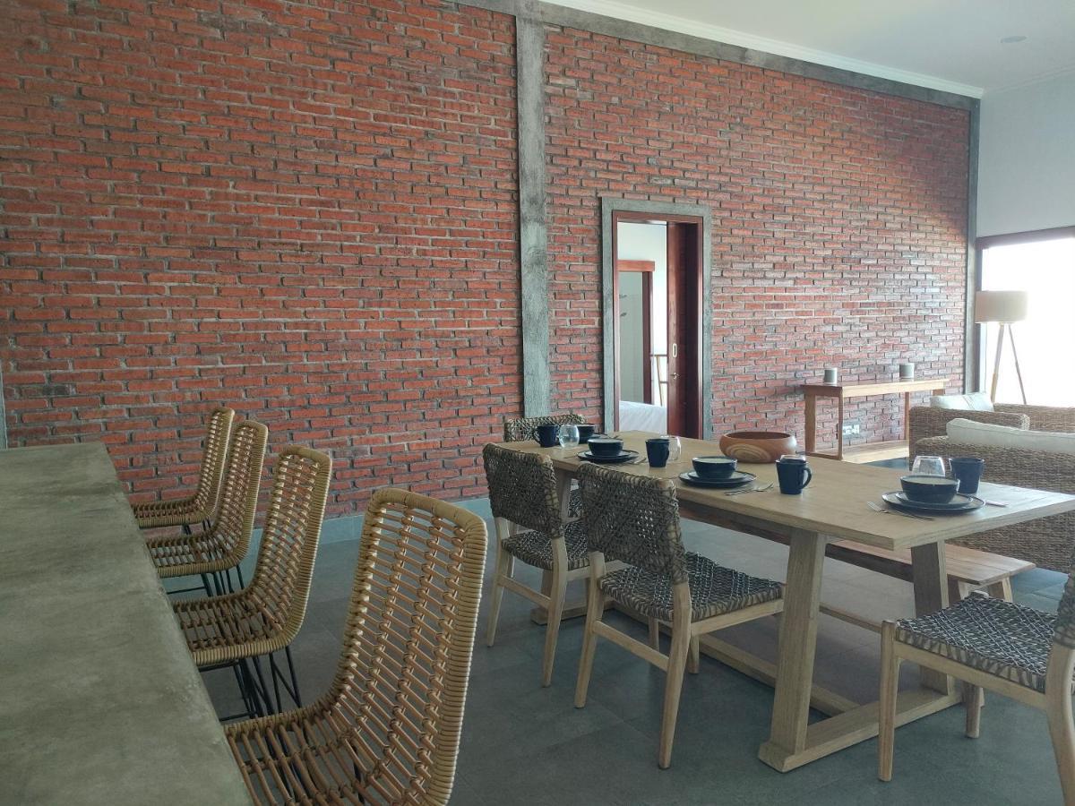 Coco Blu Villa Singaraja Buitenkant foto
